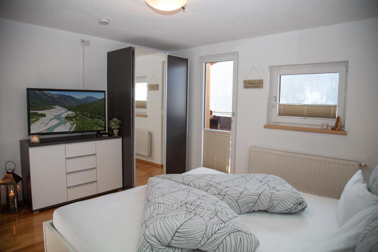 Ferienhaus Hochvogel Hinterhornbach Bagian luar foto